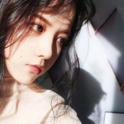 超拽头像女霸气超拽韩版女头像