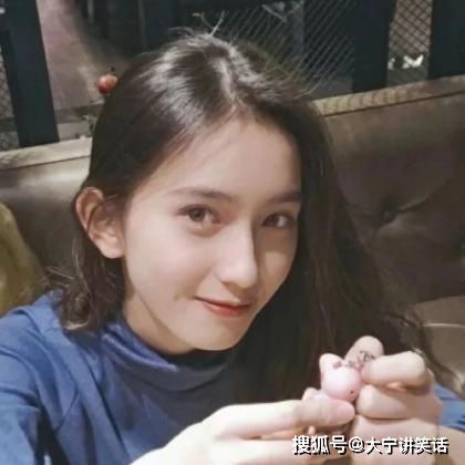 搞笑段子闺蜜因为晨跑,不久后交到了男朋友