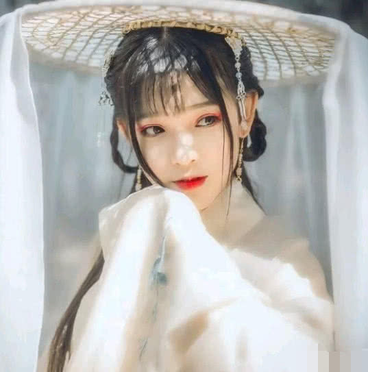纳兰佳句惊艳女孩名,简直是绝美倾心