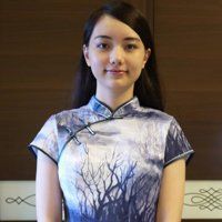 围棋女神黑嘉嘉,在日本深受欢迎,曾穿旗袍对弈,美得不敢直视