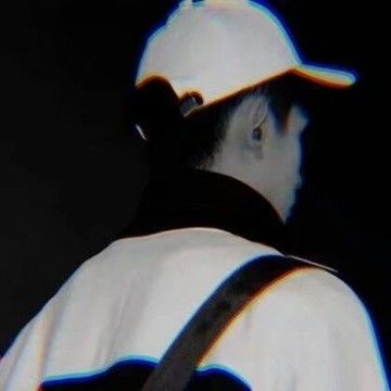 2021新款式男士背包头像