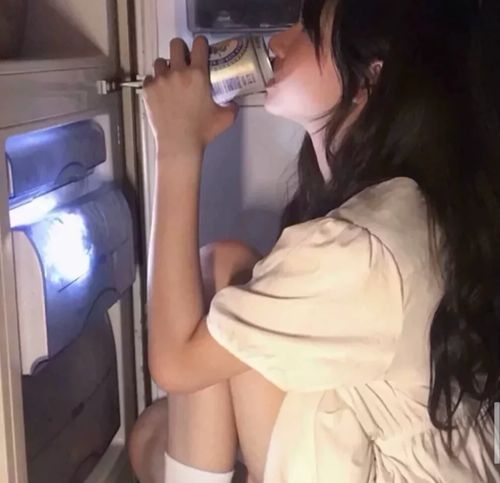 ins不露脸女生头像