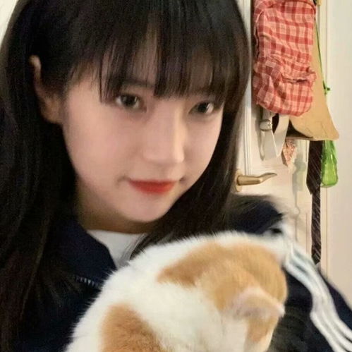 甜妹风超喜庆可爱女生跨年头像