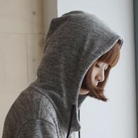 求穿衣连帽的女生非主流头像