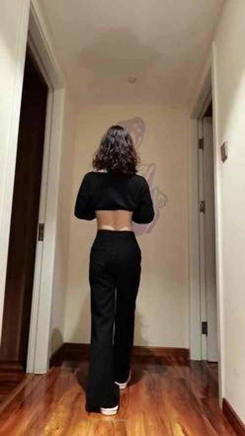 谁还不是小腰精女生的腰背影不露脸系列