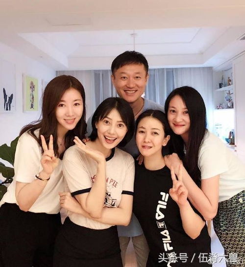38岁高圆圆剪回短发宛若少女,网友赵又廷却在给林更新擦嘴