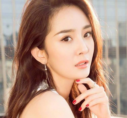 性感美女杨幂,越来越美丽,让人直呼好哇塞