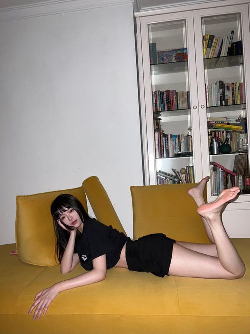 素人美女网红美腿玉足大赏,欢迎大家亮图来战