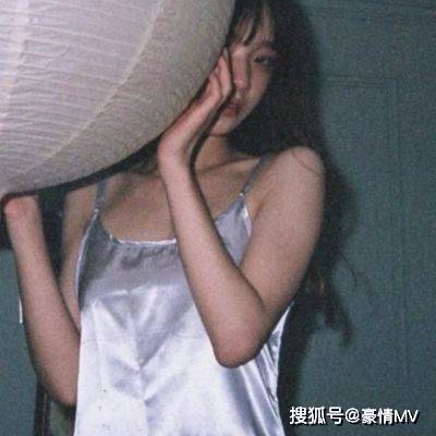 唯美却伤感的好看女生头像2022唯美意境女头大全