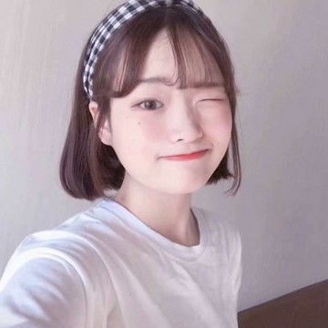 白色t恤的女生头像,女生头像图片