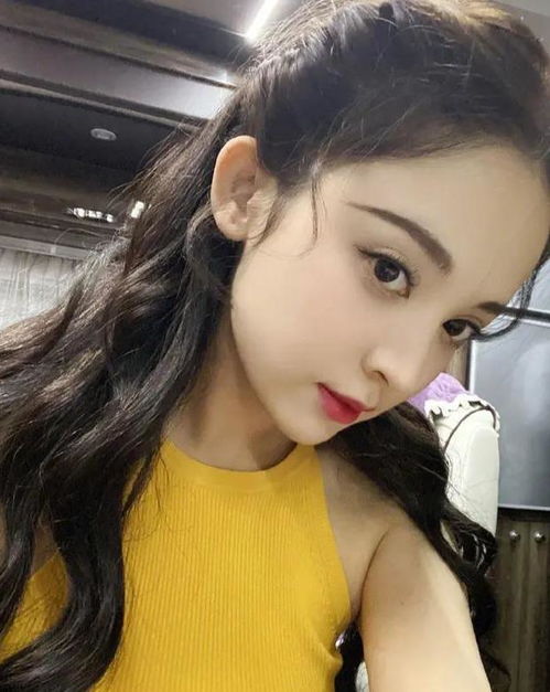 学古力娜扎这么穿,精致时尚又有仙气,你也是漂亮温柔的小仙女
