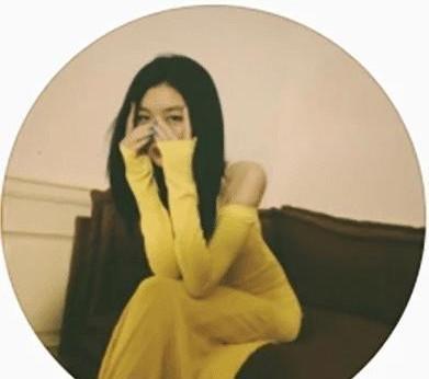 天生兔唇,康复晒照被网暴,不公对待14岁女孩只因是王菲之女