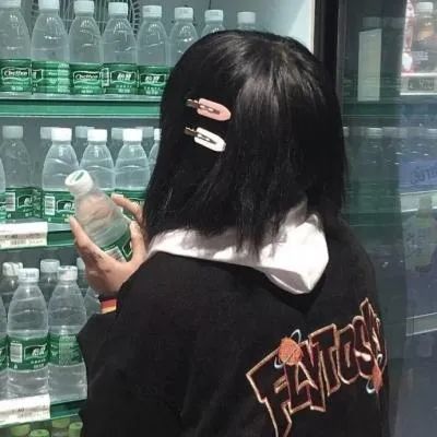 好看的美女头像一个人也可以活得很美丽