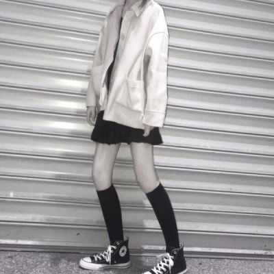 女头部位腿控不露脸学生部位女生头像下半身控
