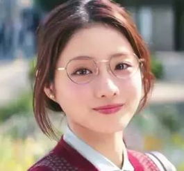 敢露额头的女生都具备4个特征你是吗