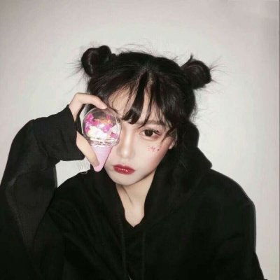 qq头像冷酷女霸气