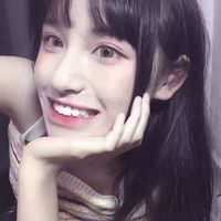 比星辰还好看的女生头像