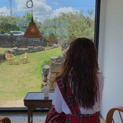 不露脸女生头像背影即使是后脑勺,那也是惊人的美貌