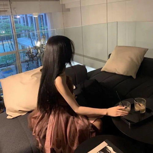 我携满天星辰以赠你