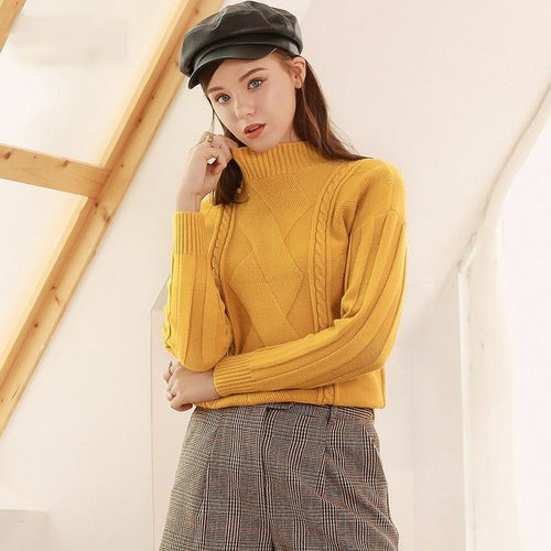 穿绿色衣服的头像女毛衣