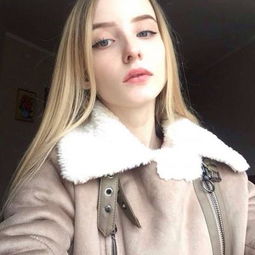2018最新qq头像欧美女生阳光青春一哄就好的人活该受尽委屈