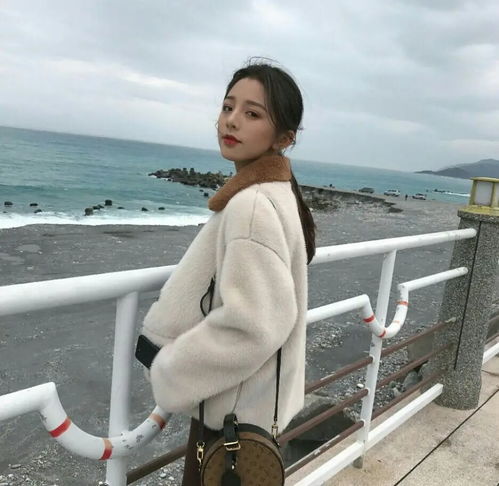 一位65岁老人自述老伴过世后,我反而感觉活得轻松了许多