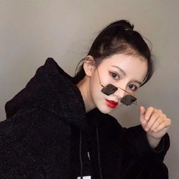 抖音上大热巨火的女生个性头像