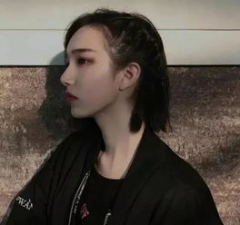 这4款发型最显老,特别是第三款,很多女生还在留