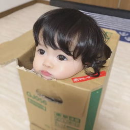 日本超萌吃货小女孩走红全网,明明可以靠可爱,却偏偏要搞怪