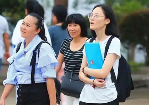 上戏00后女生长相甜美,恋爱观也很不一样,堪比偶像剧女主