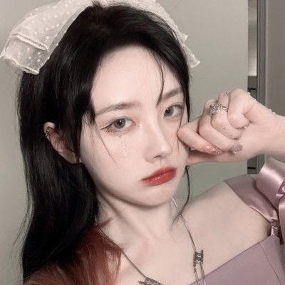 ins满天星辰女生头像