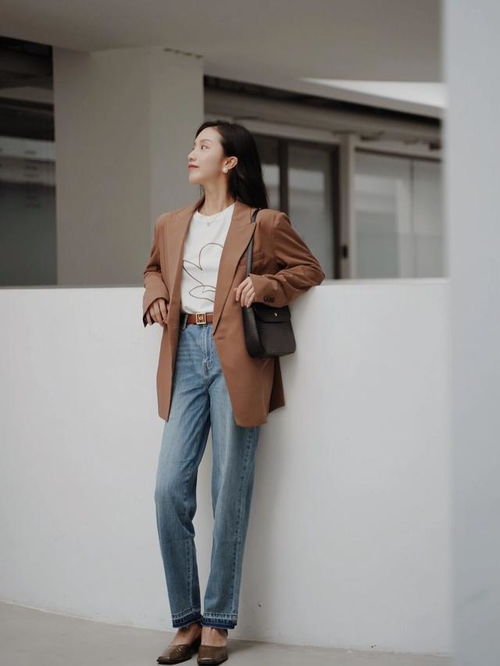 真正时髦的女人,秋天穿西装都借鉴这些穿搭,知性干练又温柔