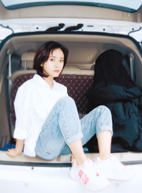 沈月有多甜走日系风穿搭少女感爆棚,快来get同款穿搭