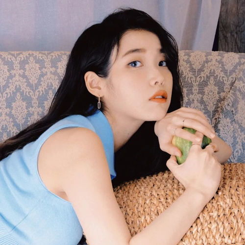 女头我是垃圾可我的爱不是