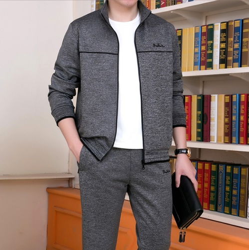 今年流行运动服男套装,柔软舒适又保暖又时尚,高级保暖又减龄