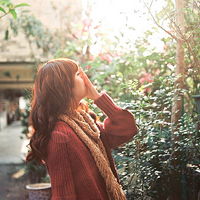 淑女气质女生头像长发笑容甜美的女生