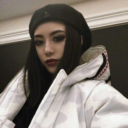 心烦意乱小妹子