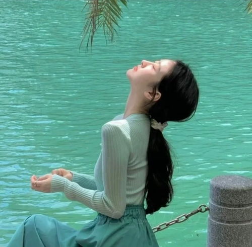 高级感温柔女生头像14