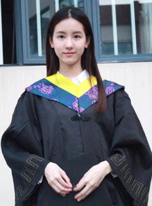 哪个女星毕业照更好看章泽天迪丽热巴温柔甜美