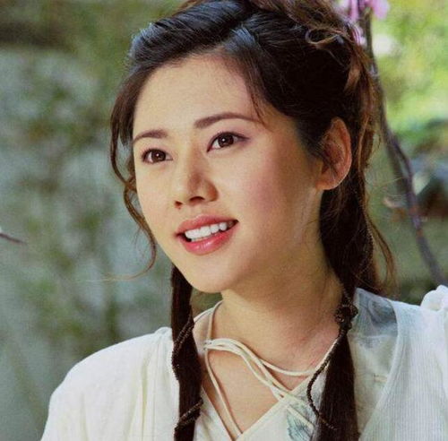 古装剧里的绝色美女,杨幂仙气,佟丽娅惊艳,她却遭群嘲