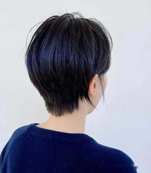 短发就剪最火的女生