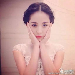 平胸女生怎么凹造型,快学baby娜扎周冬雨来做小仙女