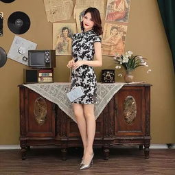 女生经典黑白头像摩登