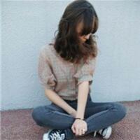 qq头像木木丶盘腿囚心2女生