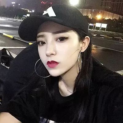 微信头像丨想把你变得好小好小,可以放在我的口袋里,陪着我
