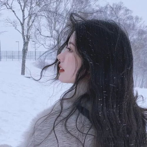 女生头像绝美头像文案短句为你而来呐