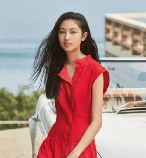 任达华14岁女儿身高达1米8,五官标致,神似年轻版李嘉欣
