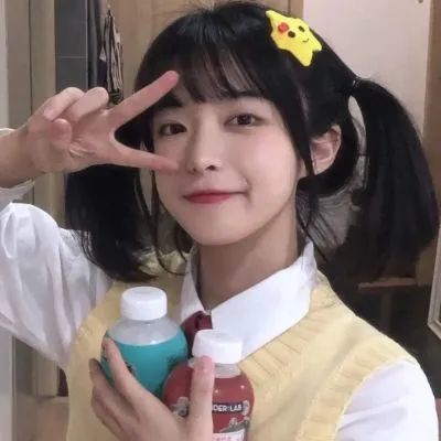 免费高清女生头像可爱真人qq微信女头,我以夏天的名义穿上短裙也替月亮夺走你的心事