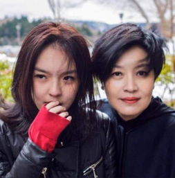 李咏女儿到底做了什么,哈文母亲节当天感慨,8个字引网友热议