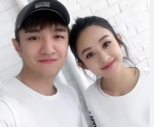 杨幂又签下3个新人短发女孩颜值高,迪丽热巴有危机了